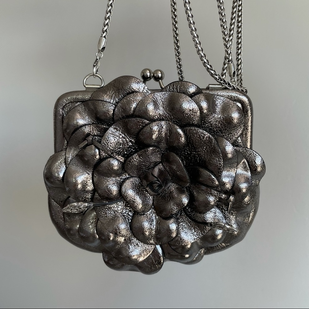 Rosalie Flower Clutch